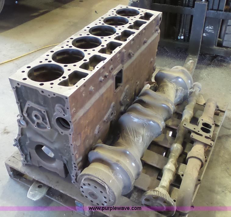 image for item BV9594 (2) Caterpillar 3406 engine blocks