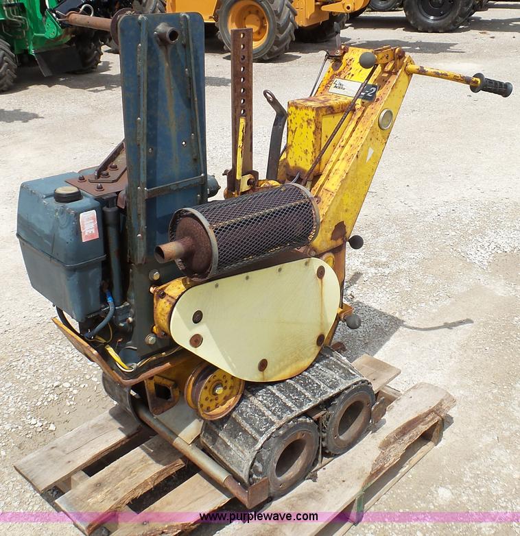 image for item BW9759 Line-Ward L-2 vibratory plow