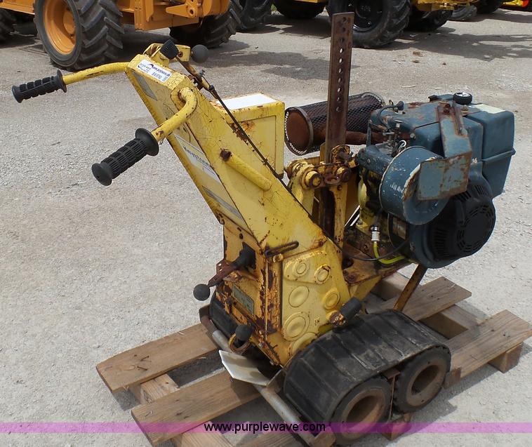 image for item BW9760 Line-Ward L-2 vibratory plow
