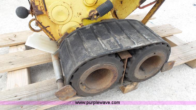 image for item BW9760 Line-Ward L-2 vibratory plow