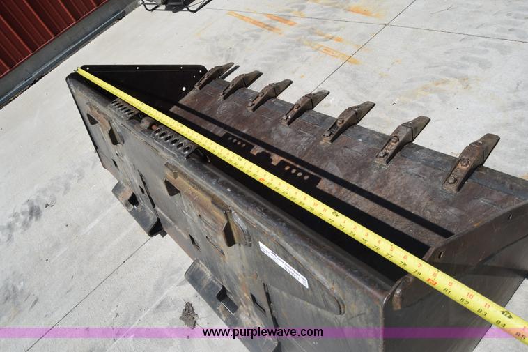 image for item BW9923 Bobcat skid steer bucket