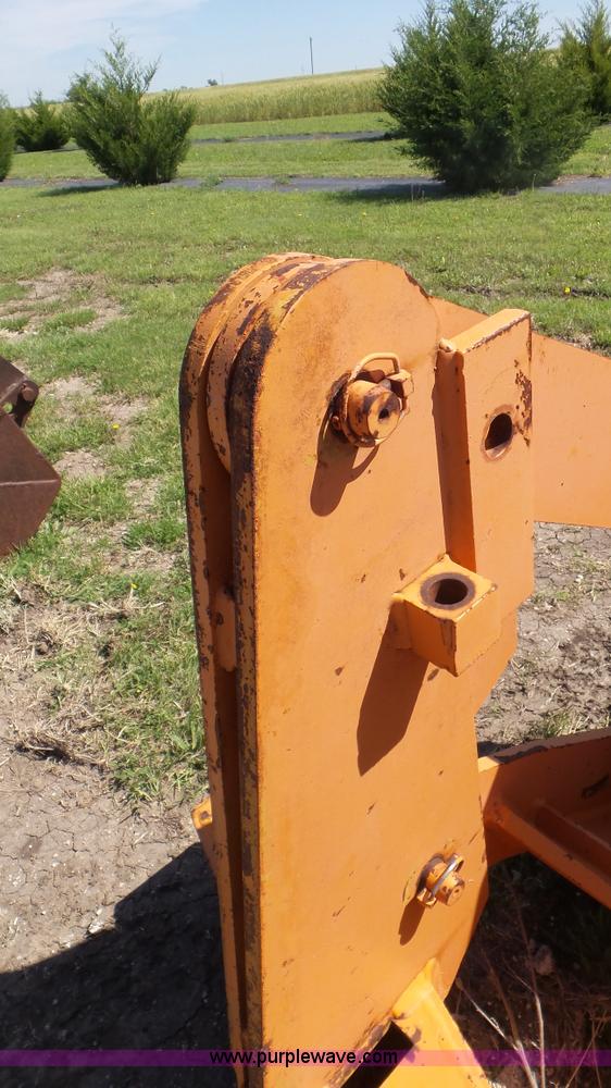 image for item CD9964 Motor grader scarifer