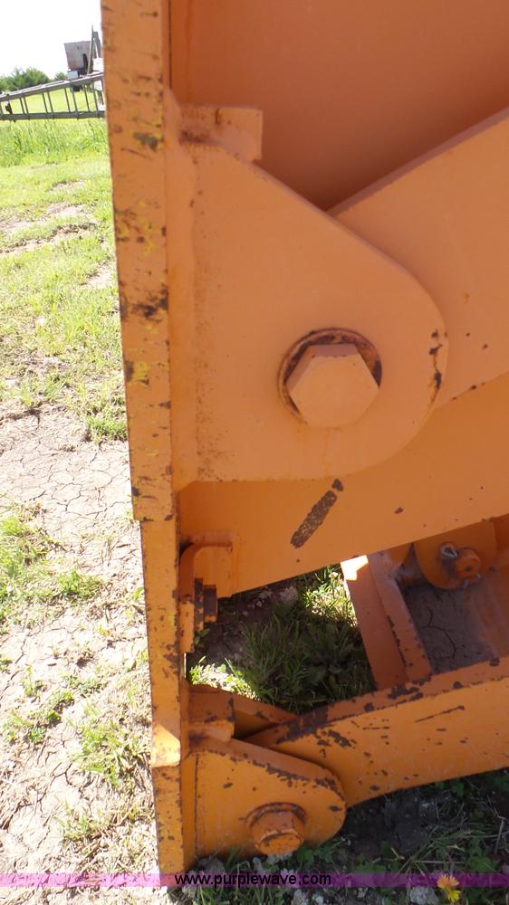 image for item CD9964 Motor grader scarifer