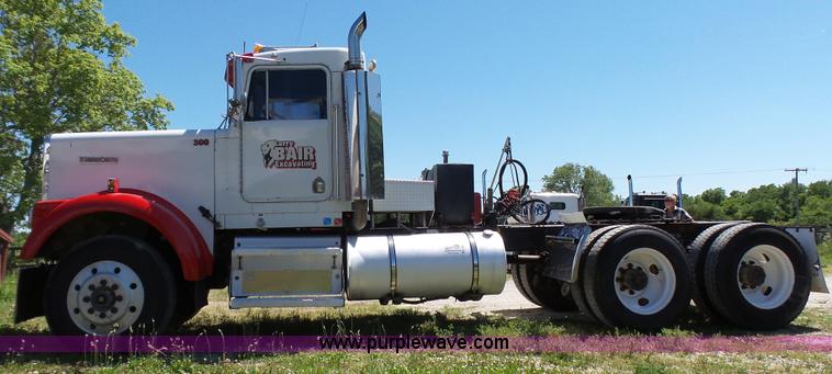 image for item F1429 1994 Kenworth W900B semi truck