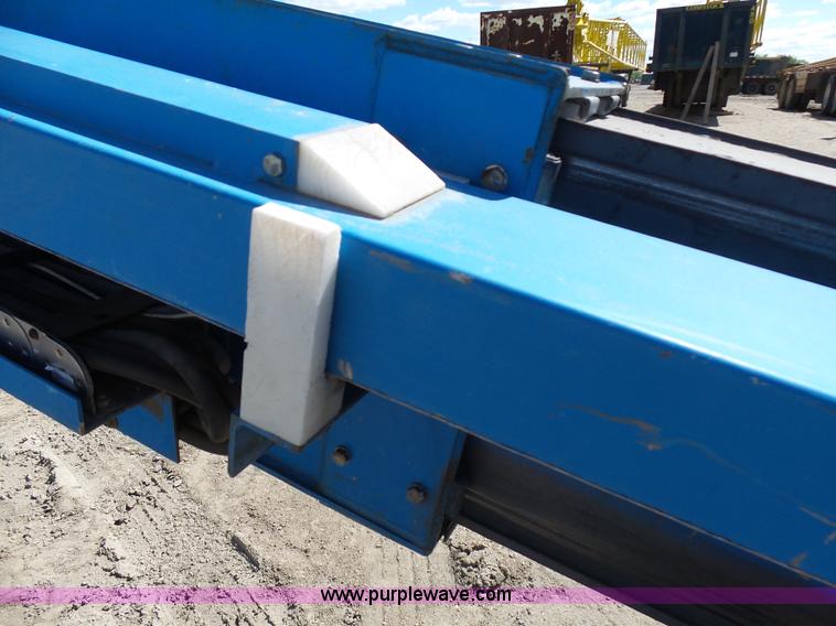 image for item J1662 1999 Genie S60 boom lift