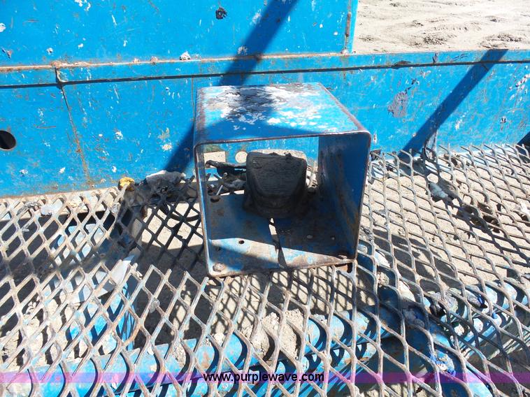 image for item J1662 1999 Genie S60 boom lift