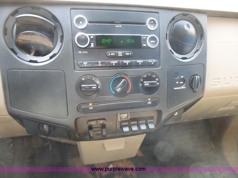 image for item J2787 2010 Ford F250 XL SuperCab pickup truck