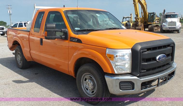 image for item J2790 2011 Ford F250 SuperCab pickup truck