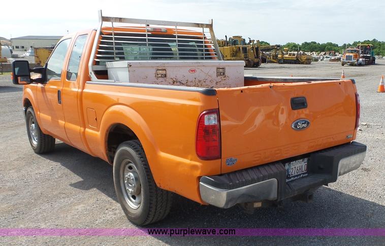 image for item J2790 2011 Ford F250 SuperCab pickup truck