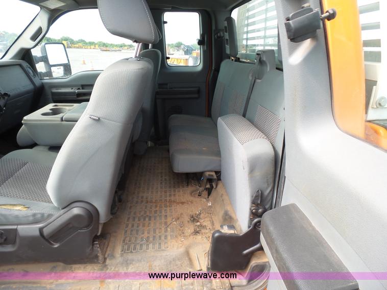 image for item J2790 2011 Ford F250 SuperCab pickup truck