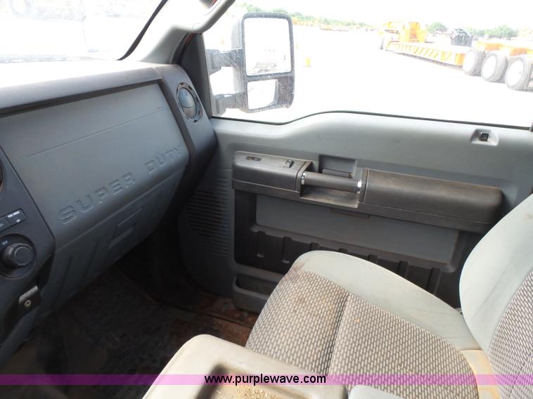 image for item J2790 2011 Ford F250 SuperCab pickup truck