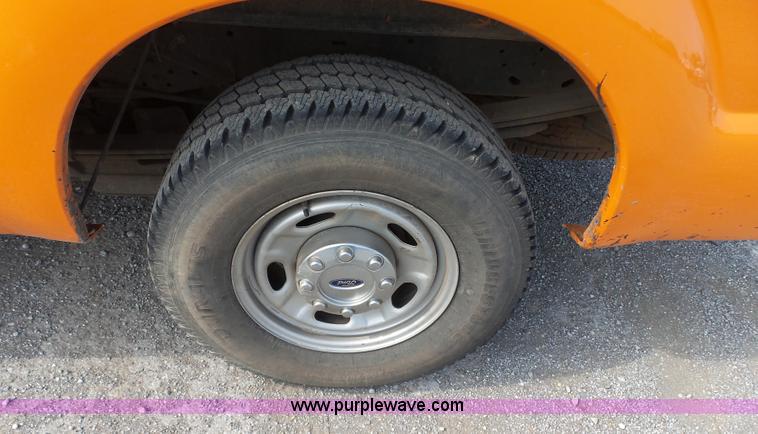 image for item J2790 2011 Ford F250 SuperCab pickup truck