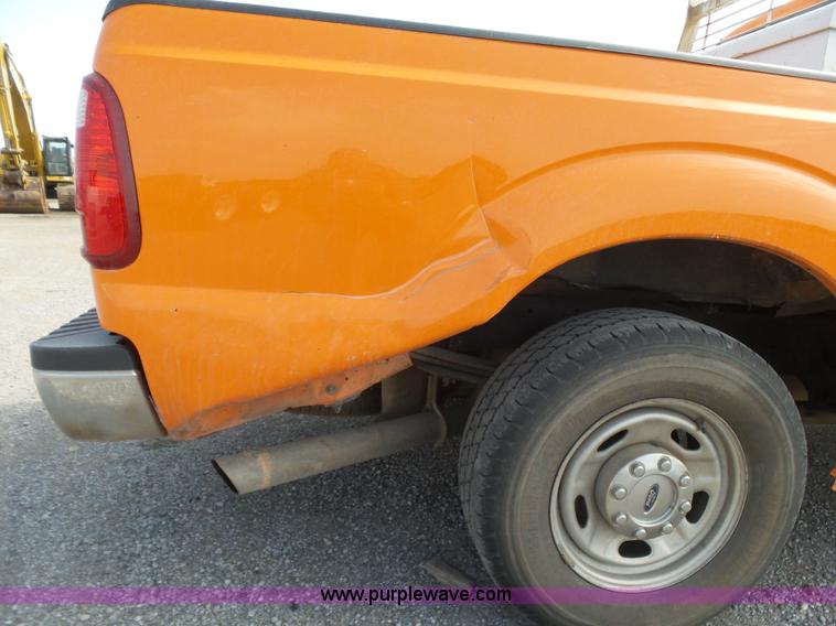 image for item J2790 2011 Ford F250 SuperCab pickup truck