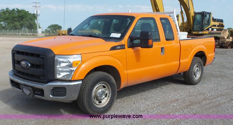 image for item J2791 2012 Ford F250 SuperCab pickup truck