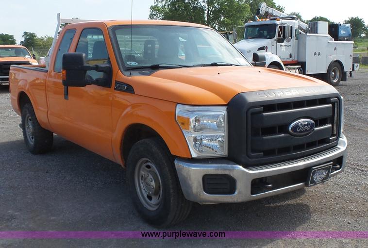 image for item J2791 2012 Ford F250 SuperCab pickup truck