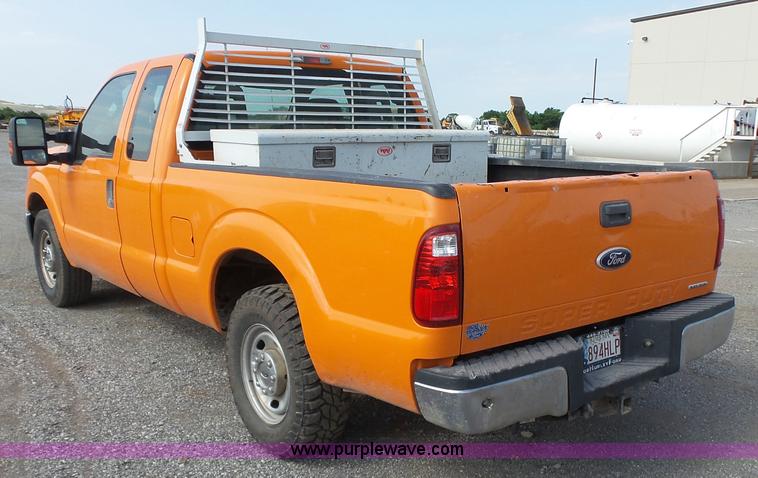 image for item J2791 2012 Ford F250 SuperCab pickup truck