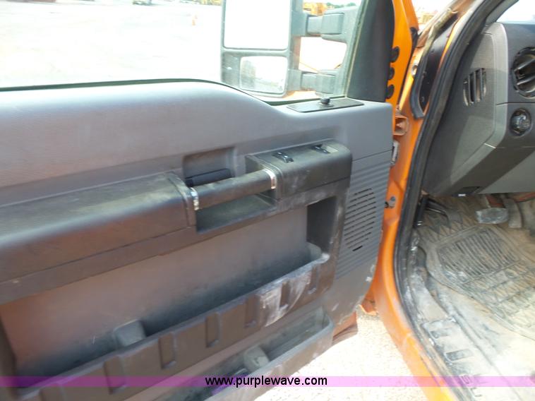 image for item J2791 2012 Ford F250 SuperCab pickup truck