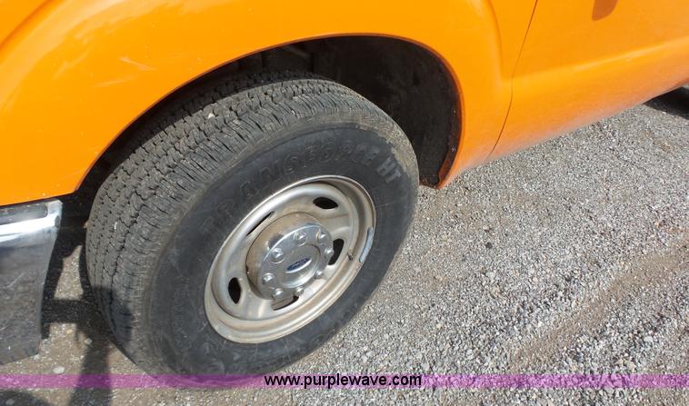 image for item J2791 2012 Ford F250 SuperCab pickup truck