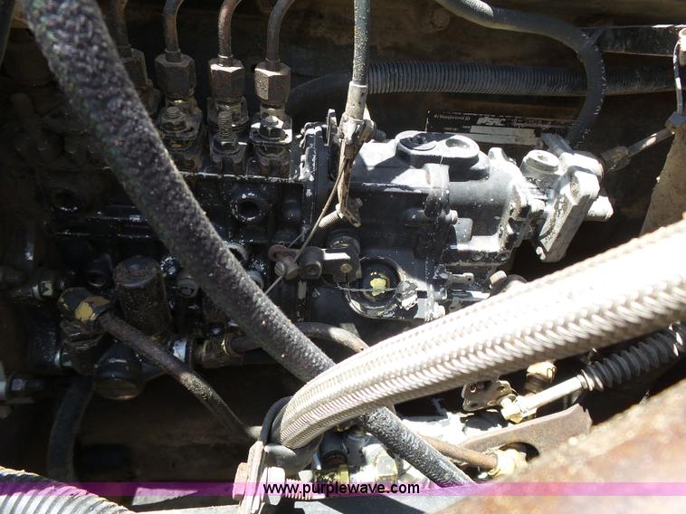 image for item J4069 1991 International 4900 dump truck