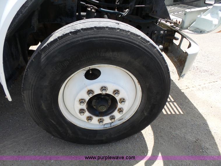 image for item J4069 1991 International 4900 dump truck