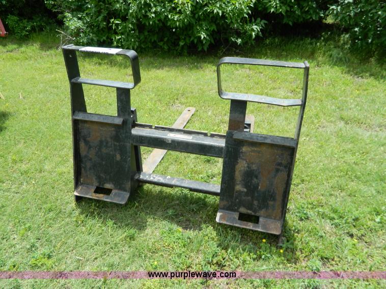 image for item J8904 Skid steer pallet forks
