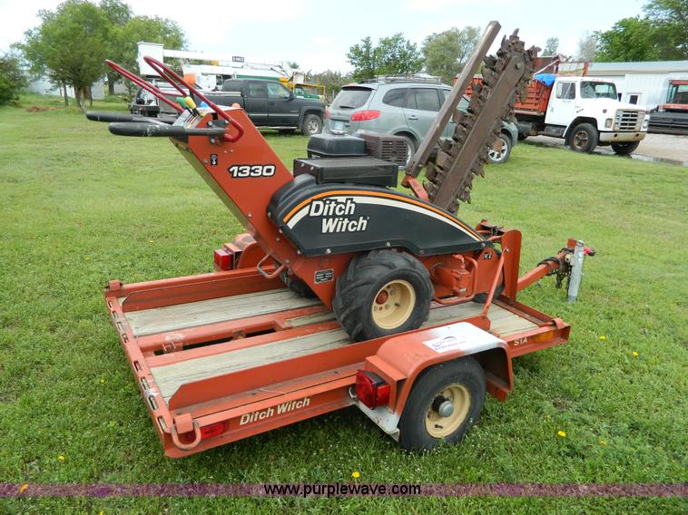 image for item J8907 2005 Ditch Witch 1330 trencher and trailer