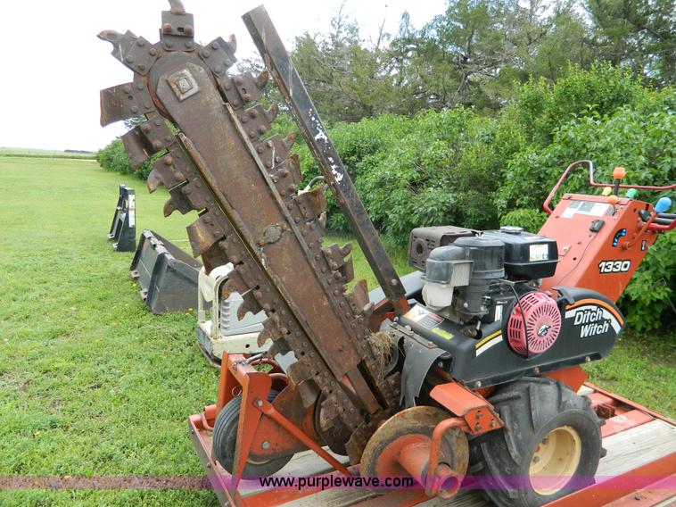 image for item J8907 2005 Ditch Witch 1330 trencher and trailer