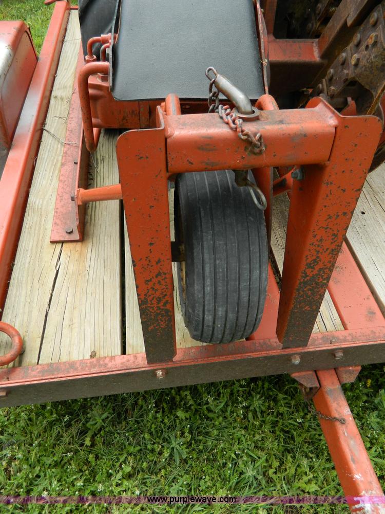 image for item J8907 2005 Ditch Witch 1330 trencher and trailer