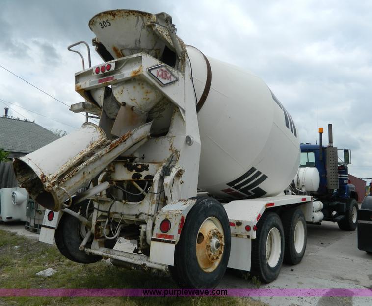 image for item J8910 1985 Mack RS688L ready mix truck