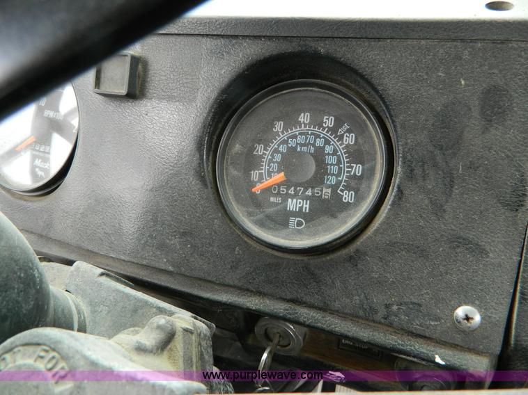 image for item J8910 1985 Mack RS688L ready mix truck