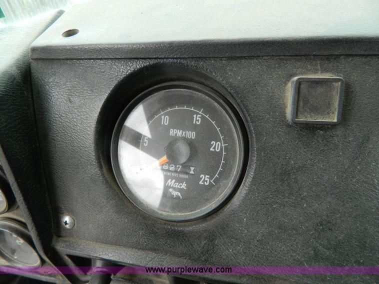 image for item J8910 1985 Mack RS688L ready mix truck