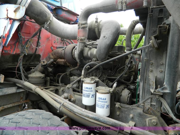 image for item J8910 1985 Mack RS688L ready mix truck