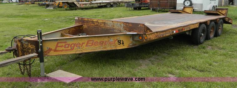 image for item J8912 1985 Eager Beaver equipment trailer
