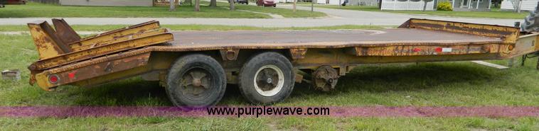 image for item J8912 1985 Eager Beaver equipment trailer