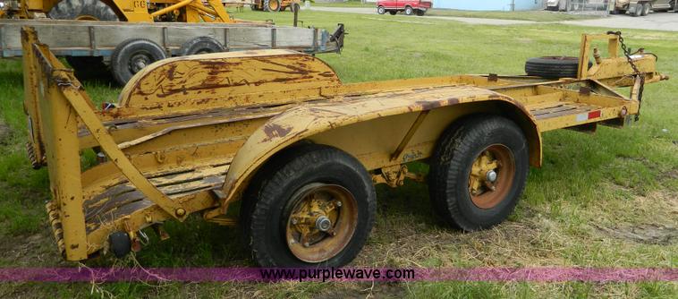 image for item J8913 1962 Haulette equipment trailer