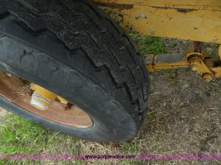 image for item J8913 1962 Haulette equipment trailer