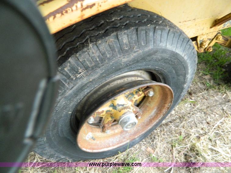 image for item J8913 1962 Haulette equipment trailer