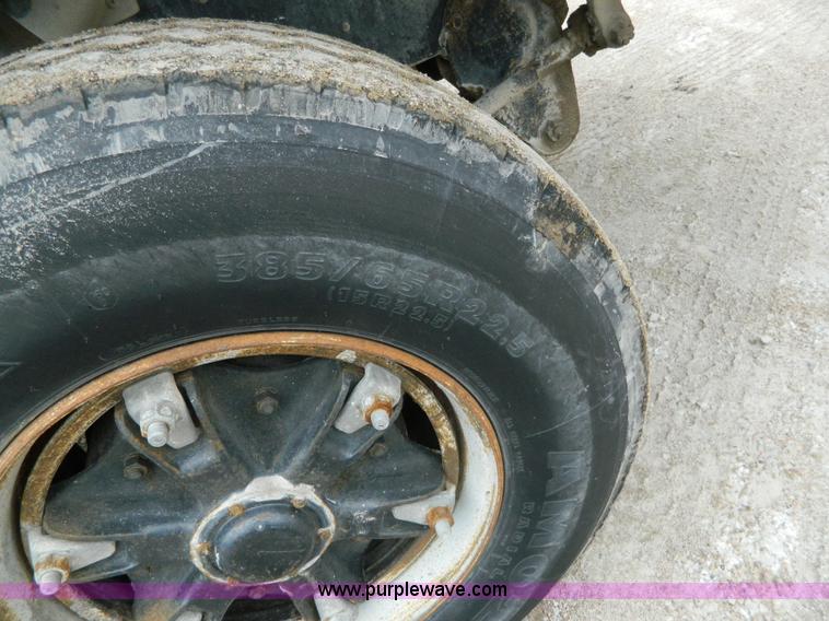 image for item J8915 1978 International Paystar 5000 ready mix truck