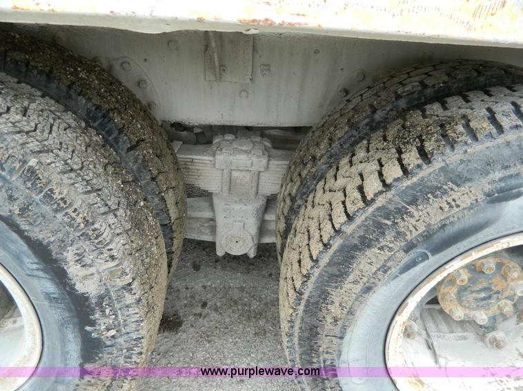 image for item J8915 1978 International Paystar 5000 ready mix truck