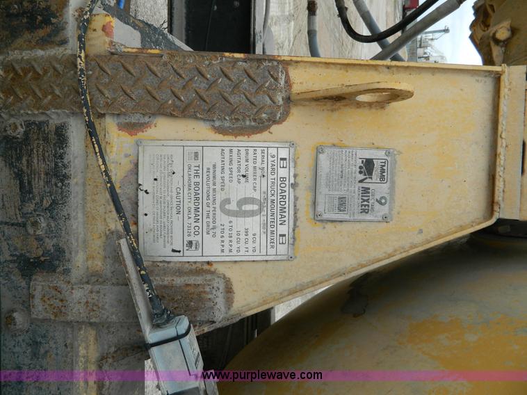 image for item J8915 1978 International Paystar 5000 ready mix truck