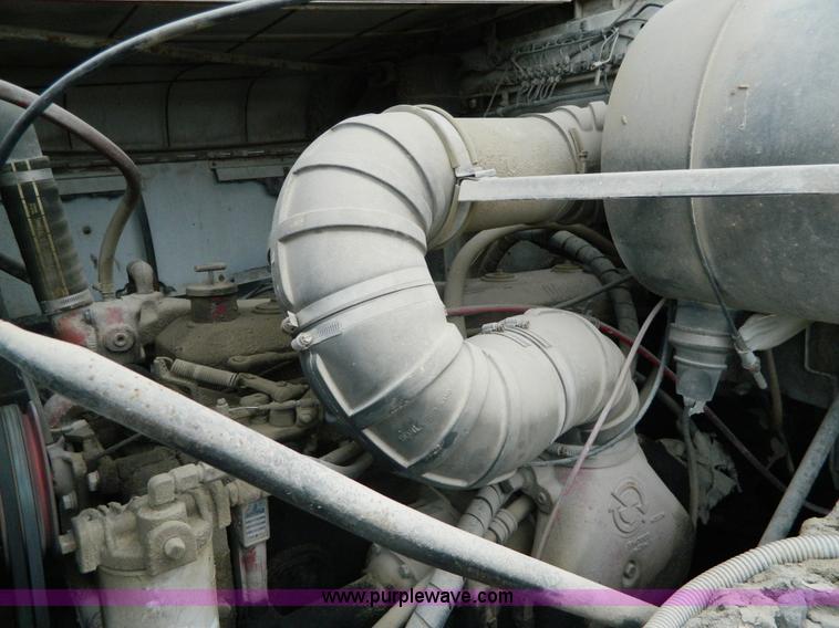 image for item J8915 1978 International Paystar 5000 ready mix truck