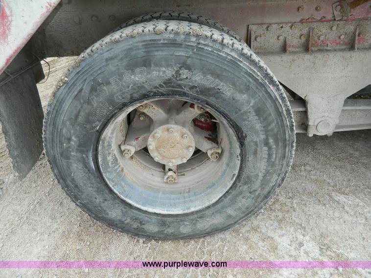 image for item J8916 1989 Peterbilt 357 ready mix truck