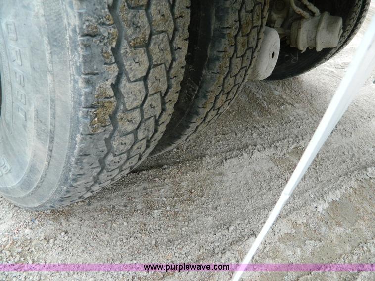 image for item J8916 1989 Peterbilt 357 ready mix truck