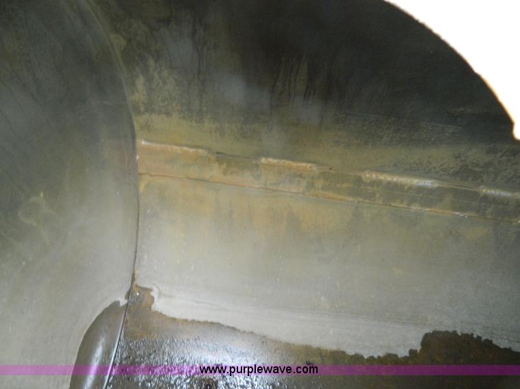 image for item J8916 1989 Peterbilt 357 ready mix truck