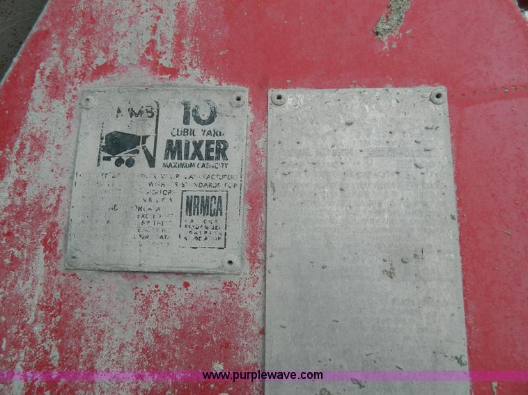 image for item J8916 1989 Peterbilt 357 ready mix truck