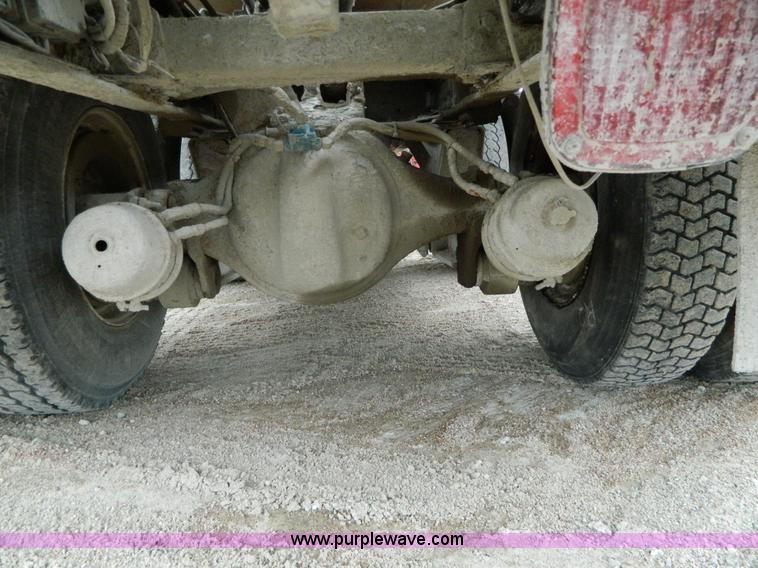 image for item J8916 1989 Peterbilt 357 ready mix truck