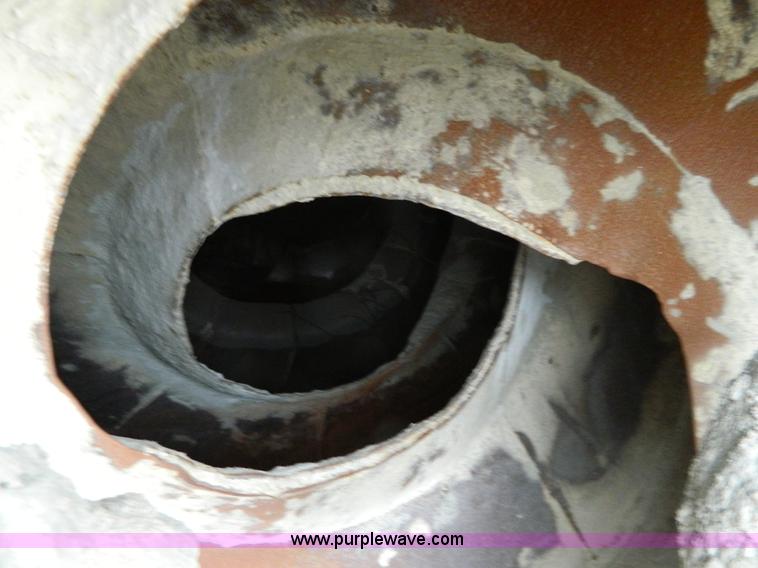 image for item J8916 1989 Peterbilt 357 ready mix truck