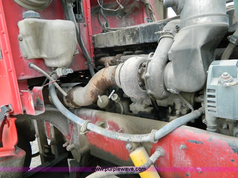 image for item J8916 1989 Peterbilt 357 ready mix truck