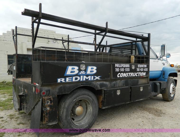 image for item J8917 1991 GMC TopKick service truck