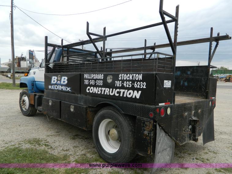 image for item J8917 1991 GMC TopKick service truck